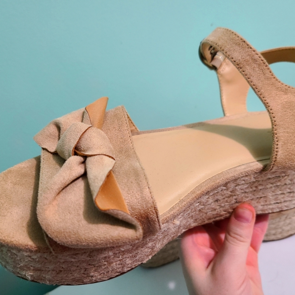 Platform Sandals - Picture 4 of 4